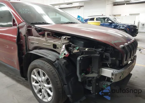 2015 Jeep Cherokee Latitude из США, поврежденный, VIN 1C4PJLCB1FW721881